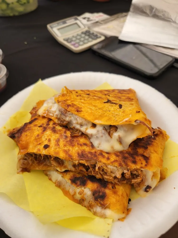Quesadilla de Birria
